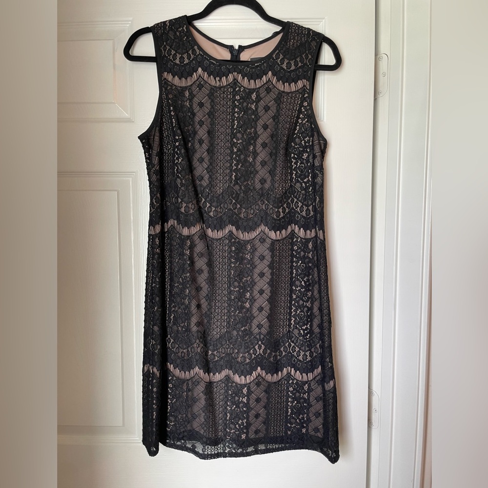 Women’s Adrianna Papell Black Lace Mini Dress Size 8 NWOT